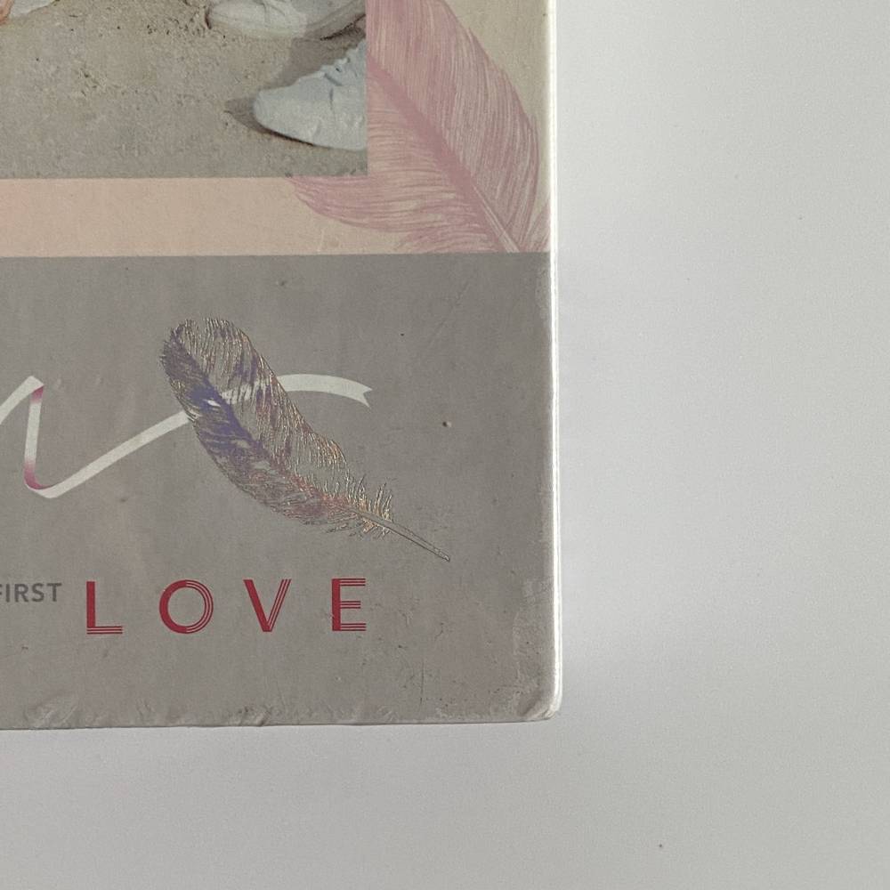 SEVENTEEN ALBUM VOLUME 1 'FIRST LOVE & LETTER' - LOVE VERSION (V1)